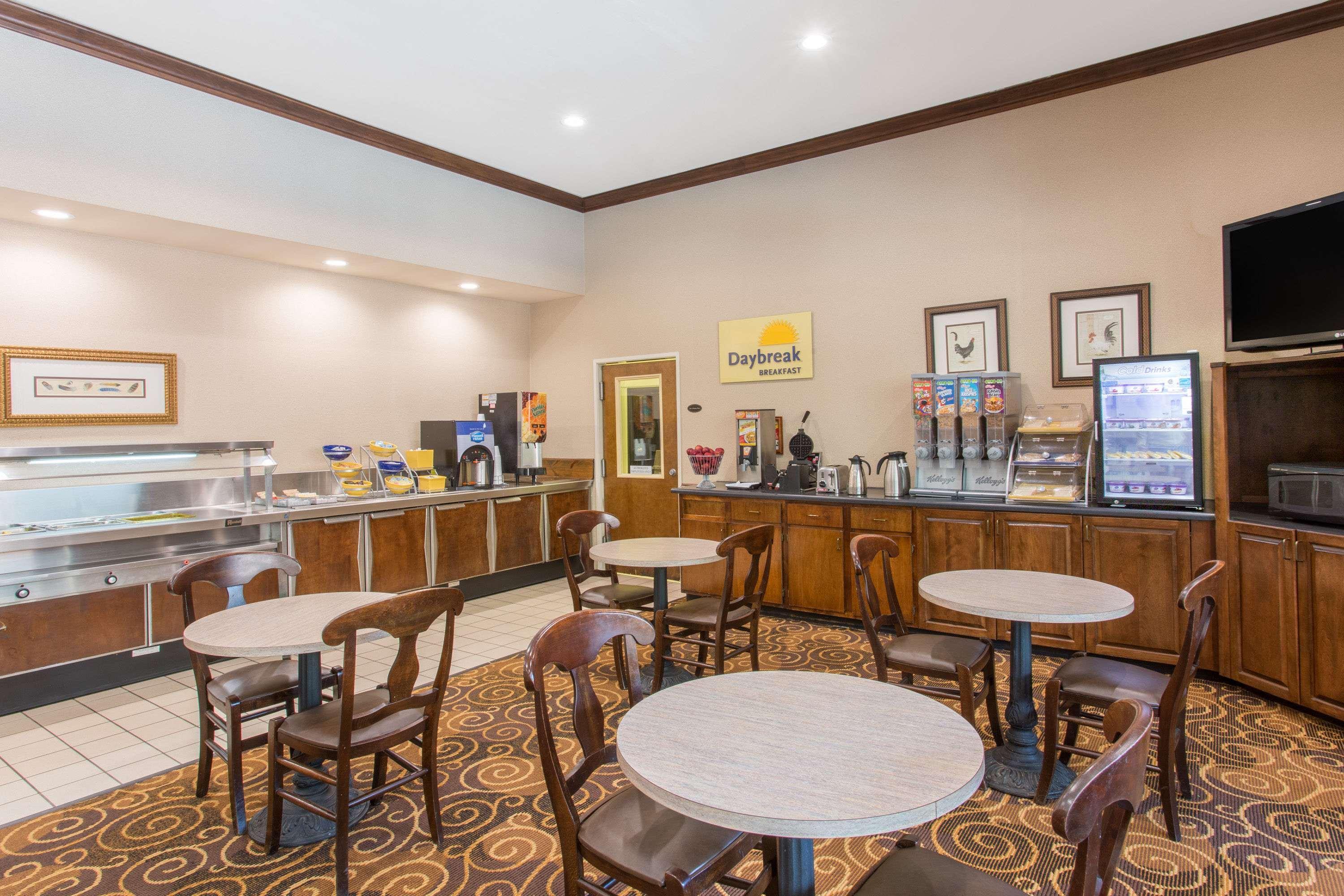 Days Inn By Wyndham Lexington Zewnętrze zdjęcie